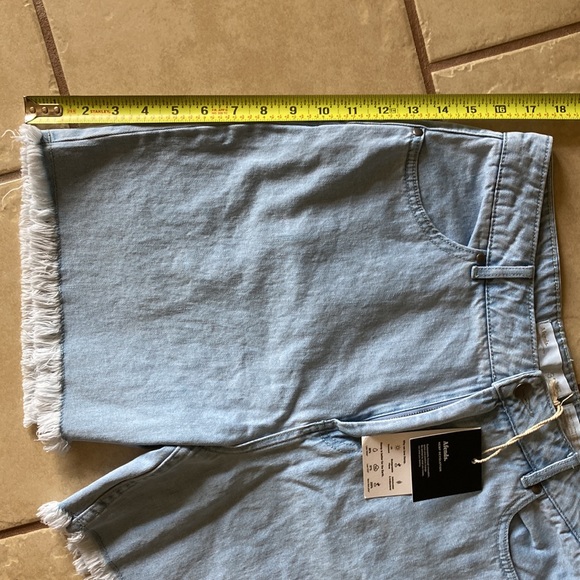 Afends Shelby Hemp Denim Cut Off High-Waisted Mom Short 32 - Picture 6 of 10